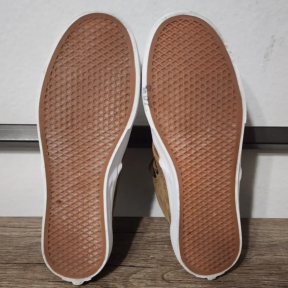 Vans Camden Hi Women's Athletic Skate Shoes Sneakers Size 6 Brown Suede